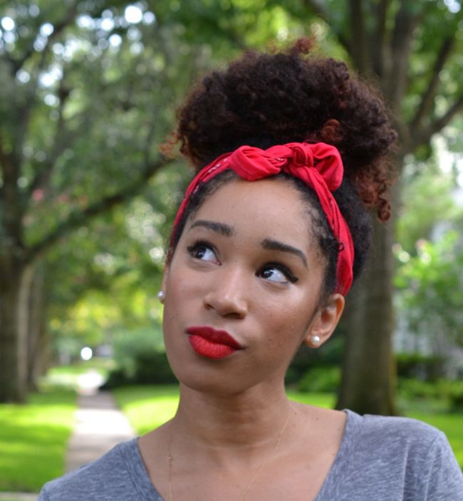 The Big Easy Natural Hair Bun - Under 2 Minutes | NaturallyCurly.com