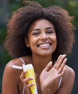 How Does Sunscreen Help Hair?
