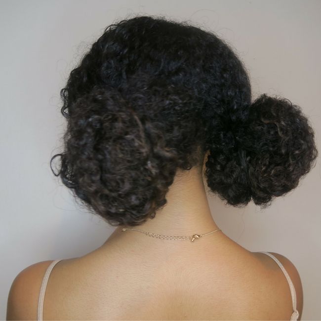 2 Low Curly Buns