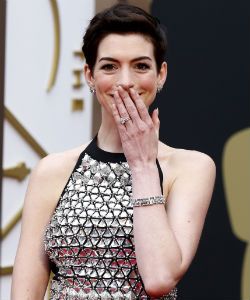 Anne Hathaway Thinks We Envy Her Straight Hair