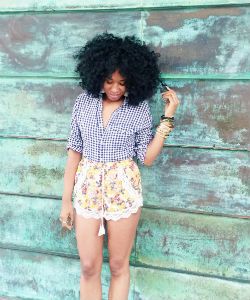 Does Coily Hair Really Need A Moisturizer?
