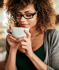 Café Every Day: Curl Care and Lifestyle Choices Inspired by Coffee