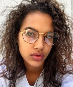 How to Style Wavy-Curly Hair At Night (When It's Wet)