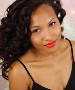 3 Flirty Ways to Wear Curly Hair this Summer
