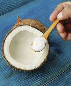 How to Make Unrefined Virgin Coconut Oil At Home