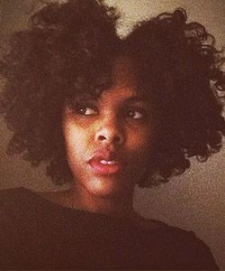 How to Use Henna on Your Hair, According to CurlyNikki