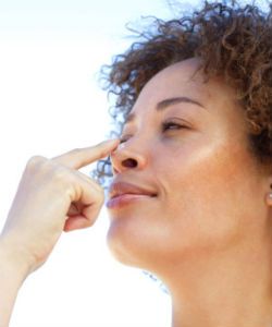 3 Acne-Causing Hair Ingredients