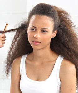 Should You Detangle Wet or Dry? It Depends...