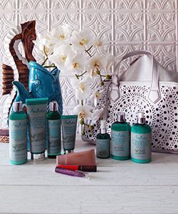 Win This SheaMoisture Gift Set for You AND Your Mom!