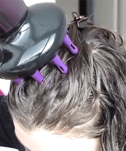 How to Use a Diffuser Without Ruining Your Curls