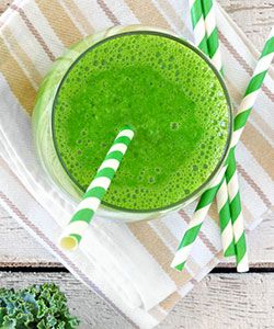 Try This Tasty Kale Smoothie for Healthier Hair