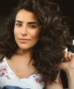 How to do the Curly Girl Method on a Budget (With 4 Products)