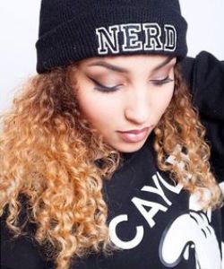 DIY Winter Serum: Banish Hat Hair & Frizz
