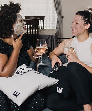 We Tried It: Bentonite Clay Masks!