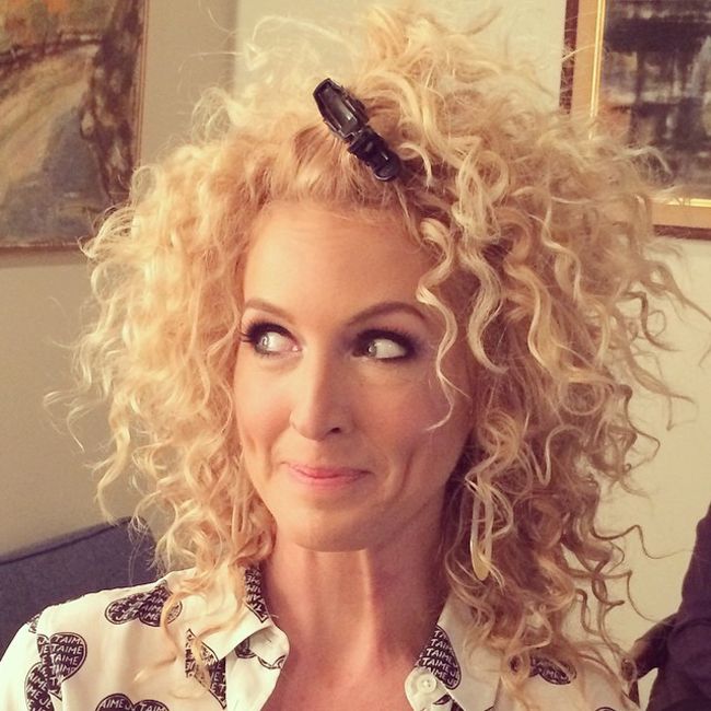 What Kimberly Schlapman of Little Big Town Uses On Her ...