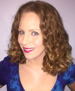 Literally Everything You Wanted to Know About Diane Mary's Updated Wavy Routine