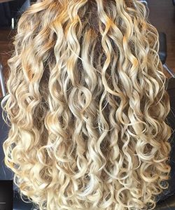 What to Do When Your Curls Go Flat
