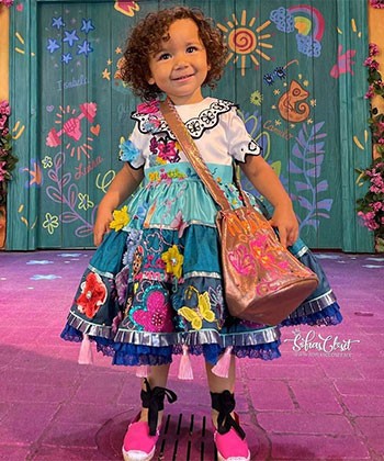 15 Adorable Halloween Ideas for Your Curly Kid
