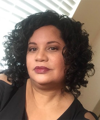 How this Natural Haircare Founder Created an Innovative Fragrance-Free Line, CurlyCoilyTresses
