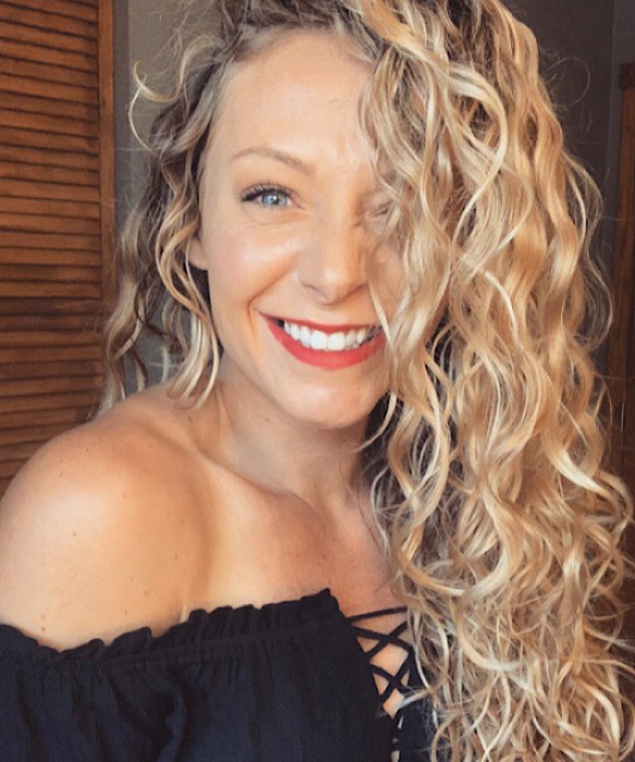 Texture Tales: Candace Shares Her Tips on How She Repaired Her Heat Damaged Wavy Hair