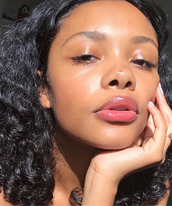 What to Do When Your Roots are Oily and Ends are Dry