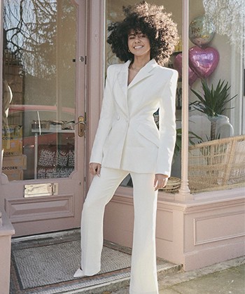 Natural Hair Influencer, Nia the Light, Opens The Curl Bar London