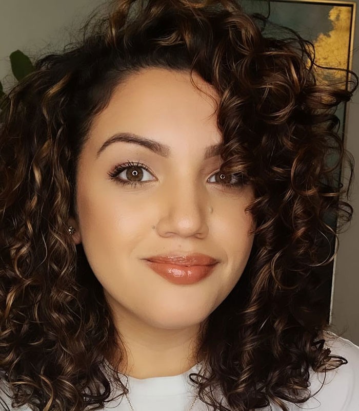 Adriana-Acosta