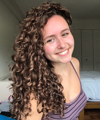 Texture Tales: Julia on the Importance of Self-Love and Appreciating Her Curls