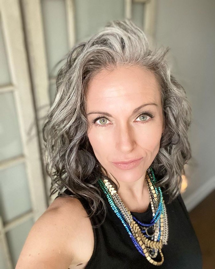 debbie-grey-hair