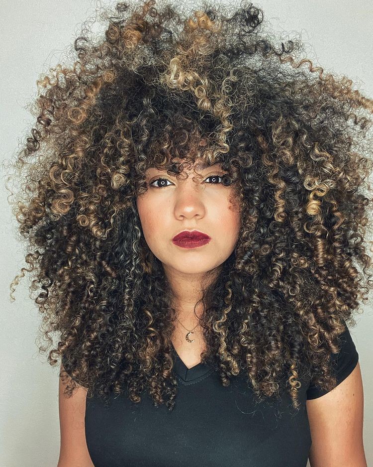coral on Instagram “I get questions on how to get more volume all the time! I can’t stress it enough on how important getting the right haircut is for volume…”
