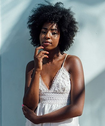 This Is How Summer Damages Your Hair (And What to Do About It)