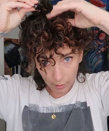 How to Sleep With Hair That's Too Short to Pineapple