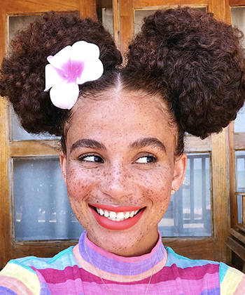 8 Hairstyles that Take 10 Years Off Your Curls