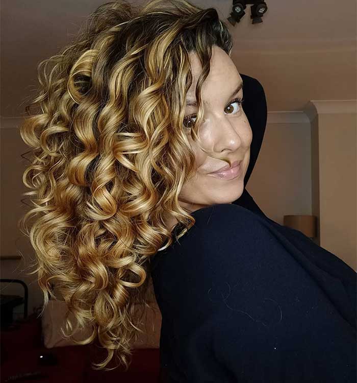 How To Prevent Frizz In Type 2c Wavy Hair Naturallycurly Com