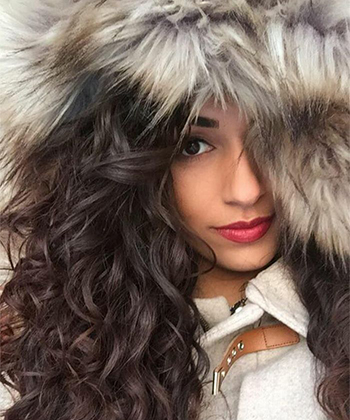 How to Choose the Right Products Depending on the Weather for Curly Hair