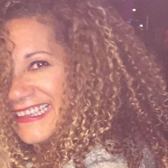 Owner of DG Salon. 35 years experience. natural curl cutting , color & education Owner of DG Salon. 35 years experience. natural curl cutting , color & education 3b Out & Loose Wash and Go