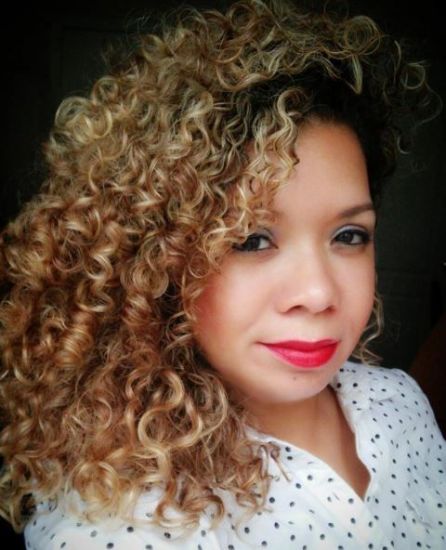 Use It or Lose It by def_curls Use It or Lose It by def_curls 3b Out & Loose CurlPopWorld Naturalista Latina CurlyHair CurlyHairProducts SheaMoisture BumbleAndBumble def_curls CurlsPoppin